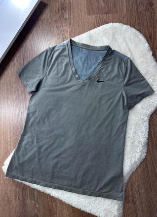 Футболка nike dri fit