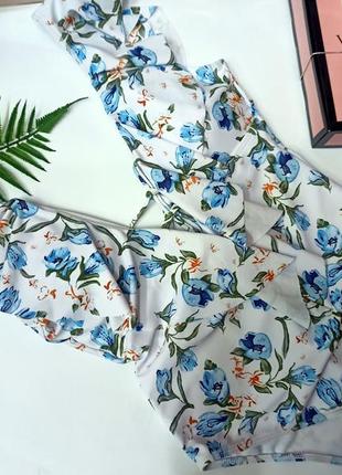 Розпродаж  купальник з воланом, рюшею в наявності