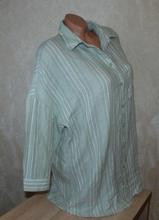 Блуза принтована бренду nutmeg
/100% хлопок/свободный крой/2 фото