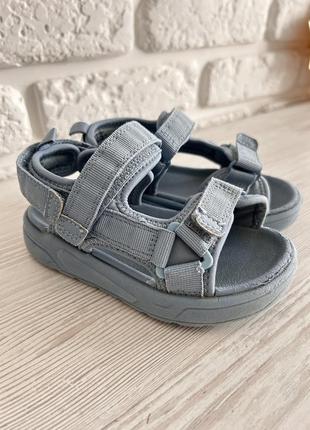 Детские сандалии h&m босоножки us 7,5 eur24