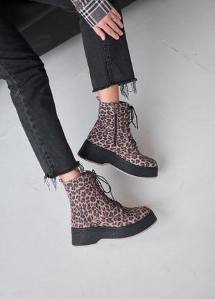 Женские ботинки из натурального нубука с леопардовым принтом.модель: vm-astra-7112 фото