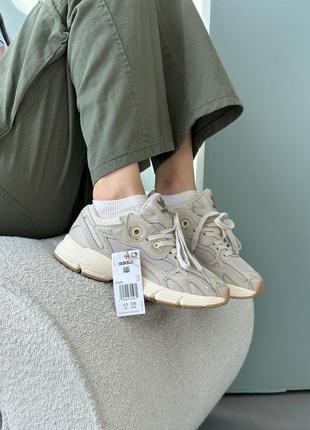 Кросівки adidas astir beige7 фото