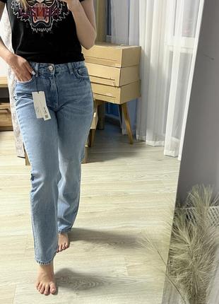 Джинсы zara slim fit jeans/ голубые джинсы зара слим/ джинсы zara прямого кроя