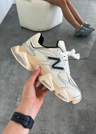 Женские кроссовки new balance