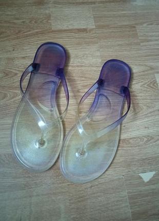 Силіконові вєтнамки