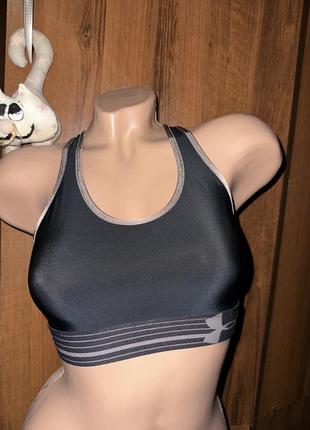 Топ спортивный для спорта under armour xs/s