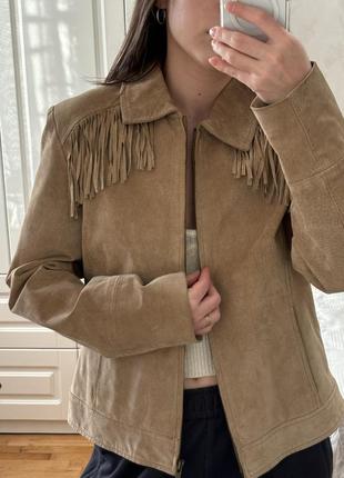 Замшева куртка
