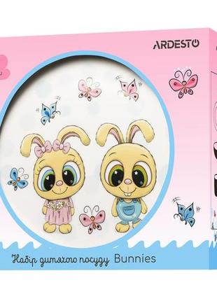 Набір порцелянового дитячого посуду ardesto bunnies на 3 предмети (ar3456bs)6 фото