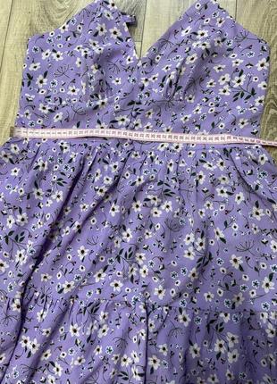 Платье сарафан в цветочный принт сиреневого цвета6 фото