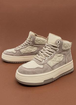 Жіночі утеплені високі кросівки бежеві демісезонні 37-42 кроссовки женские на флисе allsy lonza