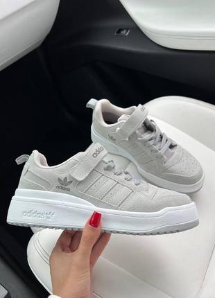 Женские кроссовки adidas forum low 84 grey white адедас форум