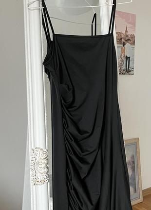 Неймовірна сукня