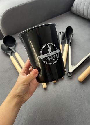 Кухонные принадлежности