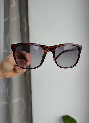 Солнцезащитные очки стильные женские солнцезащитные очки