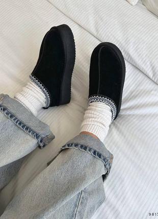 Короткие замшевые угги с вышивкой, трендовые уги с вышивкой, угги автоледи 37-41р код 9817