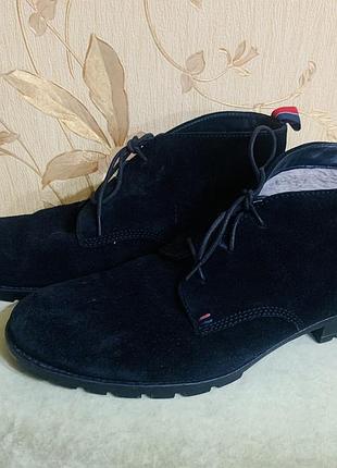 Зимові черевики tommy hilfiger 43 р. устілка 29 см.