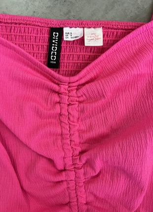 Мусліновий топ рожевий 🦩 блуза на затяжці декольте з об'ємними рукавами кроп топ із рукавом малиновий 🩷4 фото