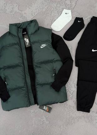 Спортивный комплект набор nike: жилет-свитшот-штаны-2 пары носков костюм мужской люкс качество