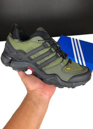 Мужские кроссовки adidas terrex