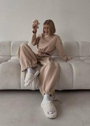 Костюм тройка в разных цветах: брюки + кофта + топ