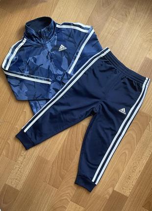 Детский спортивный костюм adidas