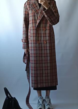 Пальто в стилі burberry