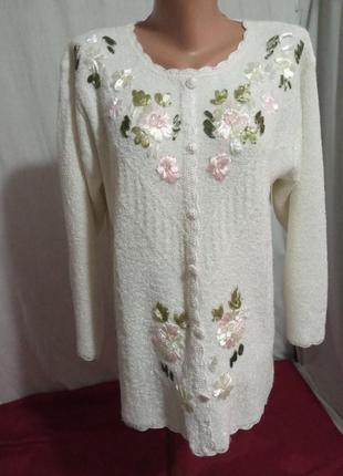 Нарядный свитер расшитый лентами р. 46