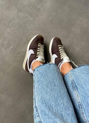 Женские кроссовки nike cortez brown
