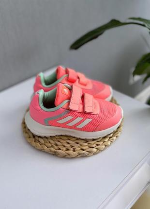 Кроссовки adidas нюанс!! 15.5см