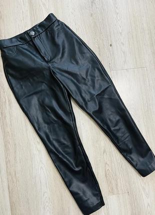 Брендовые брюки эко кожа zara# черные брюки