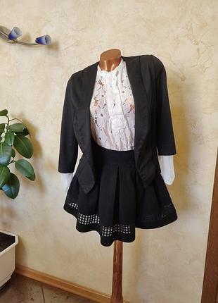 Красивый комплект на девочку в школу, на каждый день