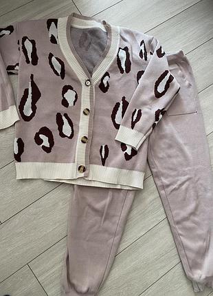 Теплый мягкий комплект кофта и штаны