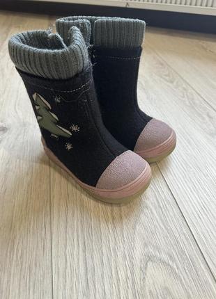 Теплющі валяночки для дівчинки