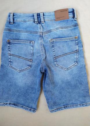 Шорты джинсовые  для мальчиков на 9-10 лет на рост 140 см. reserved