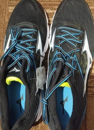 Кроссовки мужские для бега и спорта mizuno