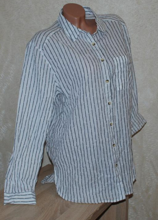 Блуза  принтована бренду primark
 /100%хлопок/сосудистый крой/2 фото