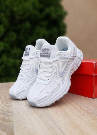 Nike vomero 5 белые с серым3 фото