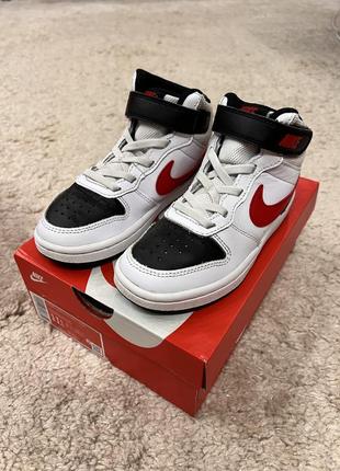 Кроссовки nike размер 28,5, внутри по стельке 18,5 см