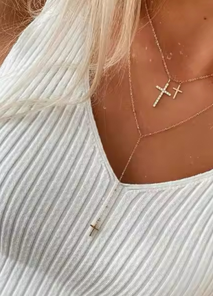 Двойное украшение цепочки с крестиками