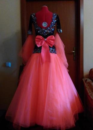 Бальна сукня стандарт