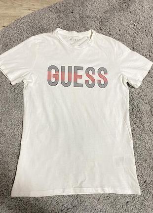 Футболка guess