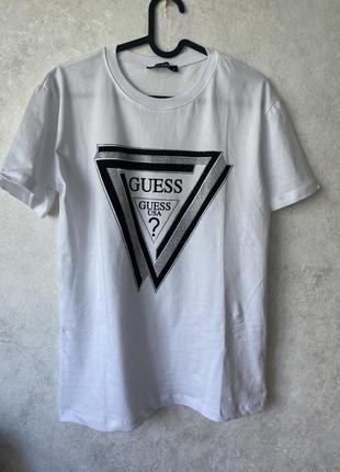 Футболка guess