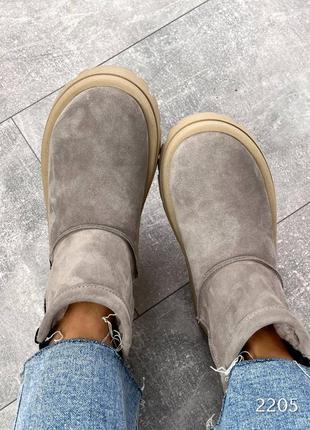 Зимові дуже теплі уггі натуральна замша натуральна вовна хутро на тонкій підошві