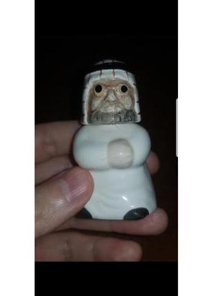 Сувенірна порцелянова фігурка