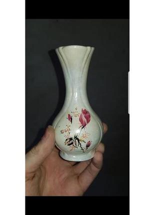 Оригінальна фарфорова ваза
