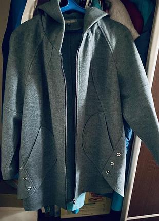 Куртка весна-осень, без утеплителя.