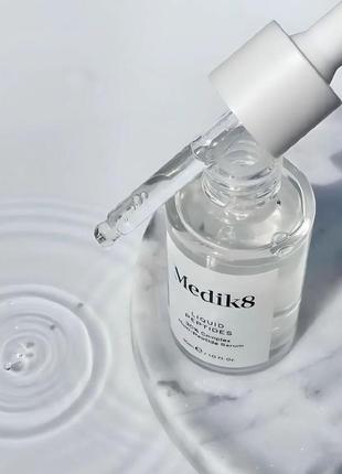 Medik8 liquid peptides™ ліквід пептайдс — 30% мультипептидна сироватка