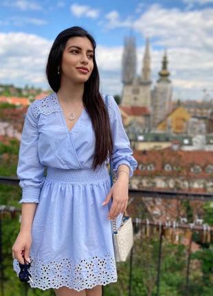 Нежно-голубое платье zara с вышивкой s-m-l1 фото