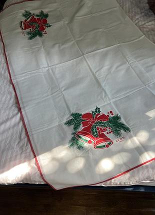 Скатертина avon