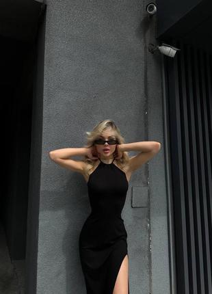 Ідеальна чорна сукня, яка підкреслить твою фігуру..🤤7 фото